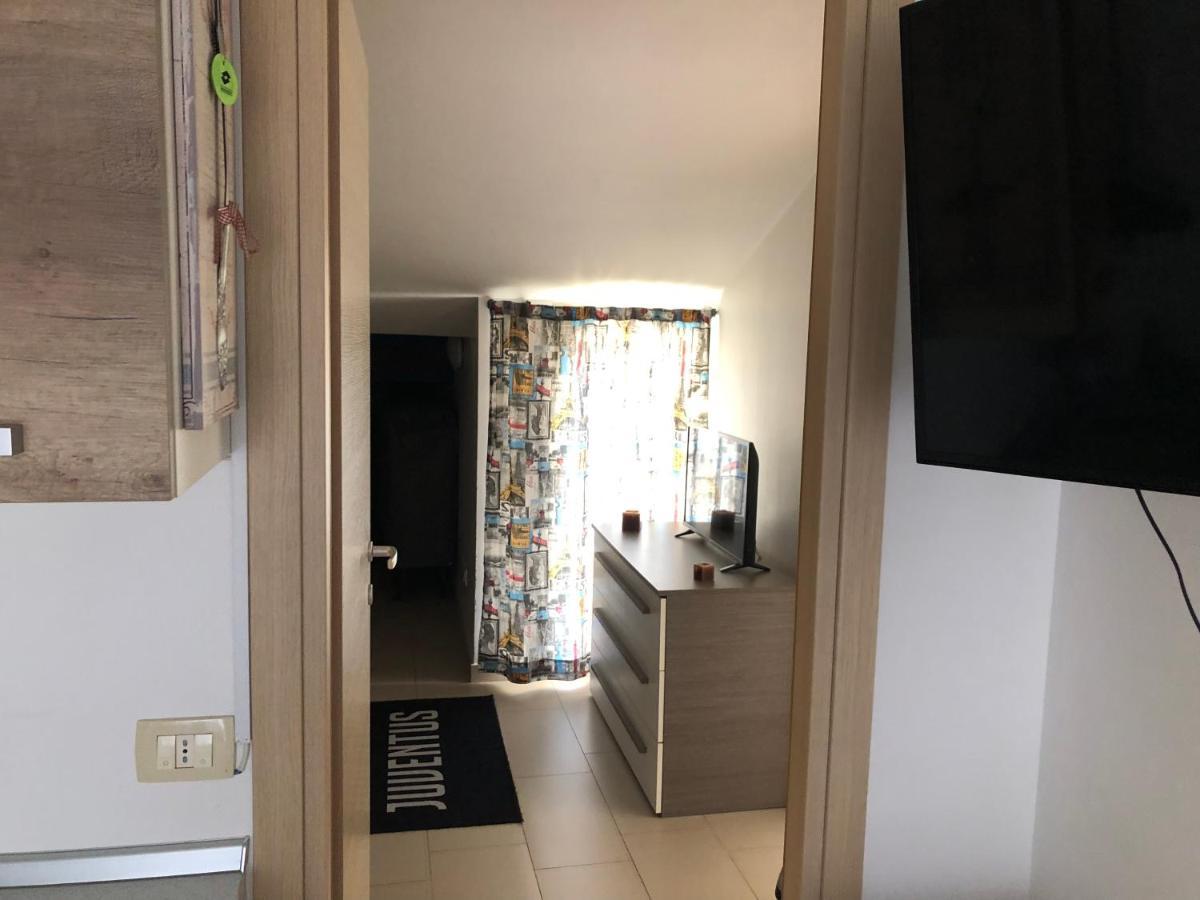 Mansarda Mentana Apartman Vittoria Kültér fotó
